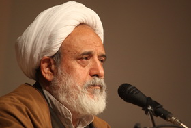 استاد انصاریان : درخشش اسلام ناب، خفتگان درغارمتعفن مادی گرائی را می آزارد 