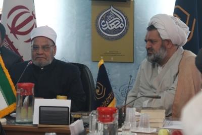 مسؤل فقه مقارن الازهر: حضرت زینب(س) الگوی مقاومت در برابر ظلم است/ نقش حضرت زهرا(س) در پایداری اسلام