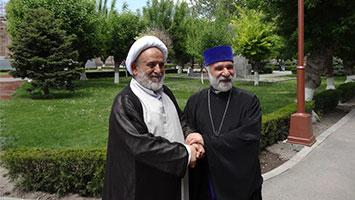 استاد انصاریان در دیدار با اسقف ارامنه: نگاه مشترک اسلام و مسیحیت به انسان باید جهانی شود + تصاویر 