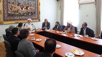 استاد انصاریان: انسان آزاد و مسئول آفریده شده است + عکس