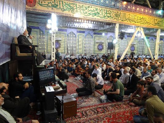 استاد انصاریان: طلب علم و کسب معرفت انسان را از ضلالت و شقاوت بدور می‌دارد