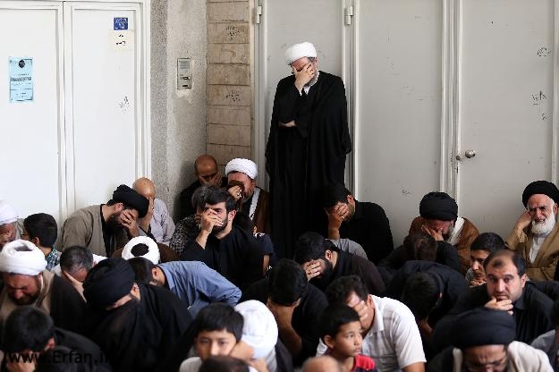 گزارش تصویری/ مراسم شهادت حضرت جواد الائمه با سخنرانی استاد انصاریان در بیت حضرت آیت الله وحید خراسانی 