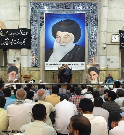 گزارش تصویری/ سالگرد آیت الله بروجردی با سخنرانی استاد انصاریان