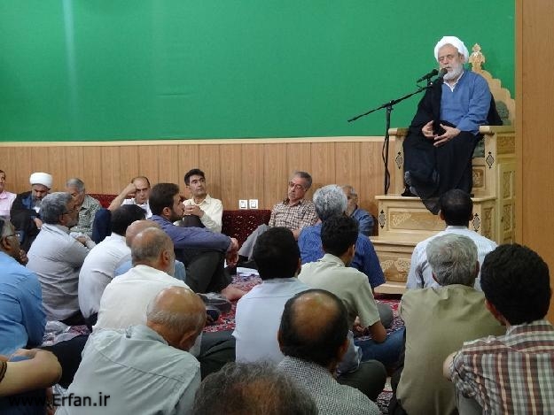 گزارش تصویری/ سخنرانی استاد انصاریان در بیت الاحزان اصفهان