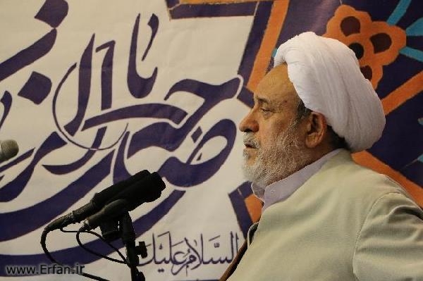 استاد انصاریان: دعای جوشن کبیر درس شناخت کمالات حق است
