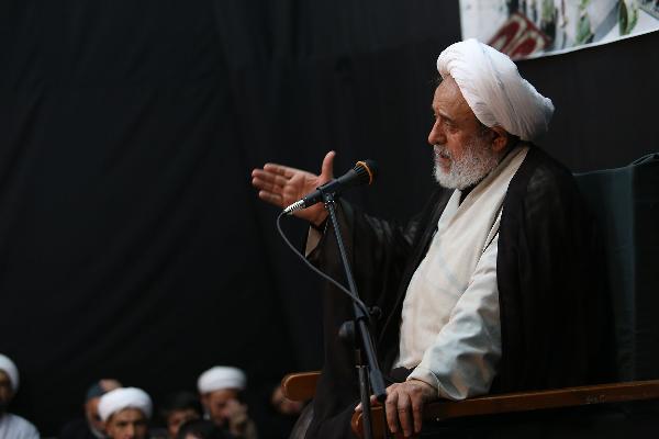   استاد انصاریان: آبادی دل ثمره آبادی دین است