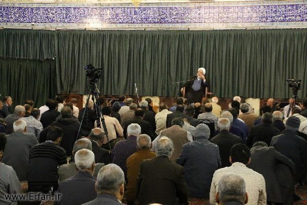تهران حسینیهٔ همدانی‌ها دههٔ سوم رجب 1396 سخنرانی چهارم