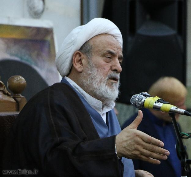 استاد انصاریان:  مرحوم آیت الله العظمی بروجردی (ره) همچون خورشید جهان را روشن کرد + عکس   