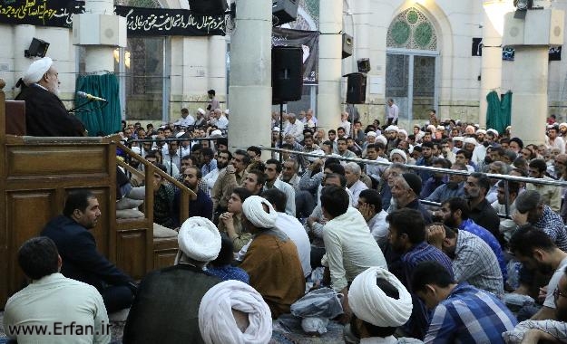استاد انصاریان:  مرحوم آیت الله العظمی بروجردی (ره) همچون خورشید جهان را روشن کرد + عکس   