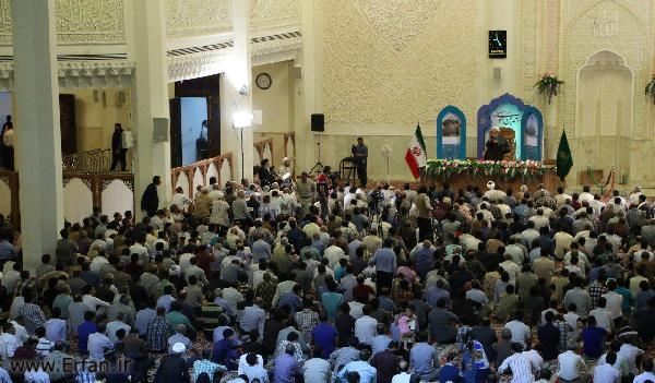 استاد انصاریان: خدا آفرینش را با مایه محبت و عشق شروع کرده است/ کینه جای محبت را بگیرد، از چشم خدا می افتید   