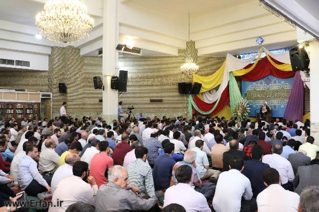 گزارش تصویری/ ویژه برنامه روز عید غدیر در مسجد حضرت امیر(ع) با سخنرانی استاد انصاریان
