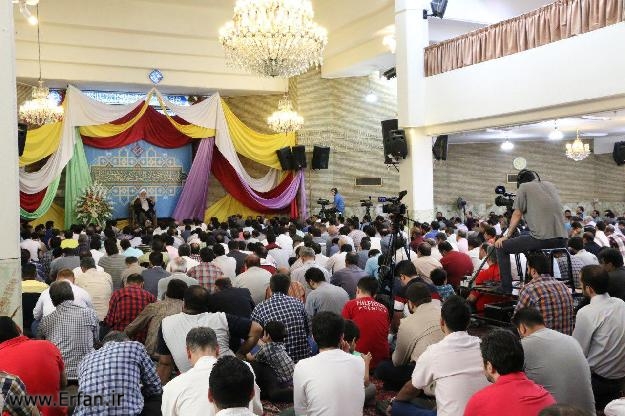 گزارش تصویری/ ویژه برنامه روز عید غدیر در مسجد حضرت امیر(ع) با سخنرانی استاد انصاریان