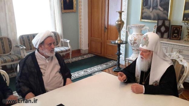 استاد انصاریان در دیدار با اسقف اعظم اوکراین:  دین مبین اسلام با همه ادیان از جمله مسیحیت در صلح و محبت است