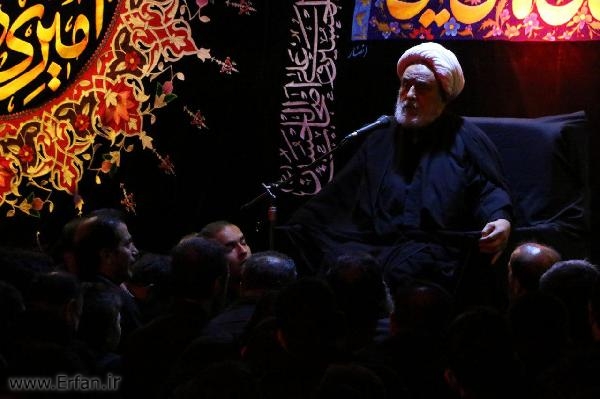 انتقاد شدید استاد انصاریان به سخنان اخیر در مورد محرم: چرا بی‌توجه به معارف قرآن و اهل بیت(ع) حرف می‌زنید/ مدارک استقبال از محرم را نمی بینید