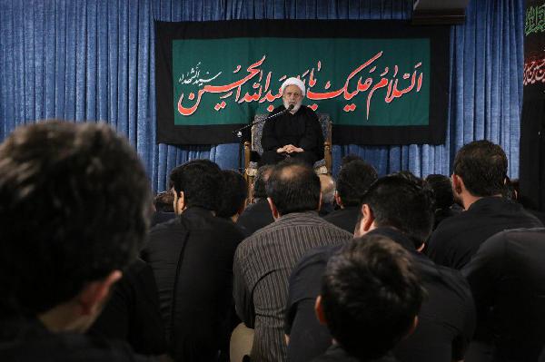 گزارش تصویری/ سخنرانی استاد انصاریان در حسینیه مرحوم آیت الله علوی تهرانی دهه اول محرم 1439