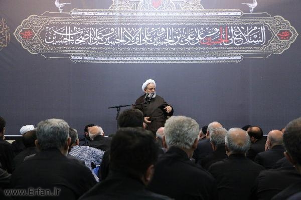 گزارش تصویری/ سخنرانی استاد انصاریان در بقعه شیخ نوایی خوی دهه دوم محرم 1439