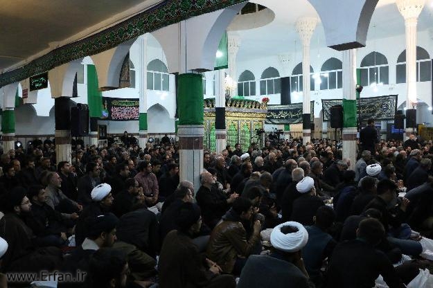 گزارش تصویری/ سخنرانی استاد انصاریان در بقعه شیخ نوایی خوی دهه دوم محرم 1439