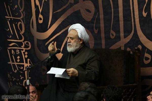 استاد انصاریان: عبادت مملو از ریا شکر نیست/ خدمتِ همراه با خودنمایی بوی تعفن می‌دهد   