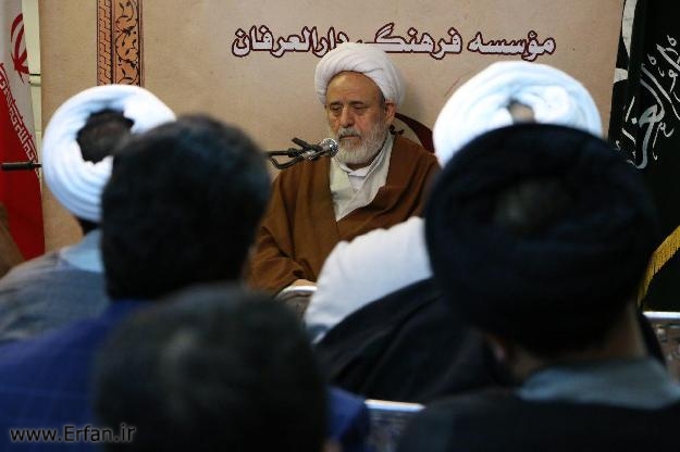 استاد انصاریان: قرآن، روایات و محصولات علمی و فکری علمای شیعه مهم‌ترین میراث علمی و تحقیقی تشیع است +عکس