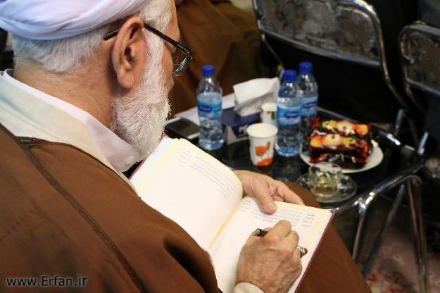 استاد انصاریان: قرآن، روایات و محصولات علمی و فکری علمای شیعه مهم‌ترین میراث علمی و تحقیقی تشیع است +عکس