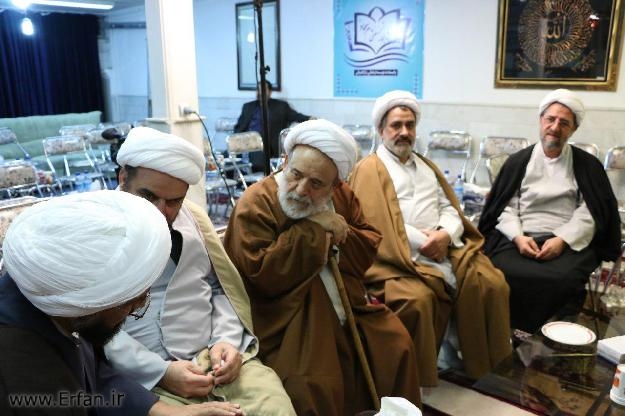 استاد انصاریان: قرآن، روایات و محصولات علمی و فکری علمای شیعه مهم‌ترین میراث علمی و تحقیقی تشیع است +عکس