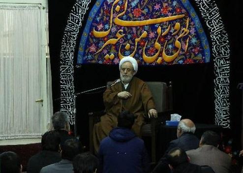 استاد انصاریان: فرصت طلایی خداوند برای فرزندان ناخلف/ هیچ عذری در مورد عدم رعایت حق پدر و مادر پذیرفتنی نیست   
