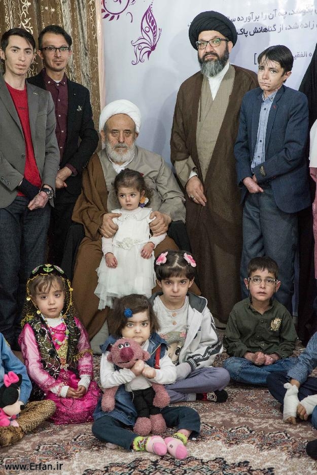 دیدار حضرت استاد انصاریان از بیماران پروانه ای در خانه "ای بی"+تصاویر