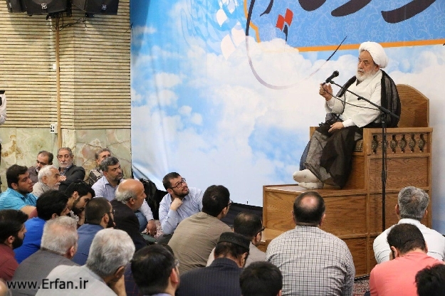 گزارش تصویری/ سخنرانی استاد انصاریان در مسجد حضرت امیر (ع)