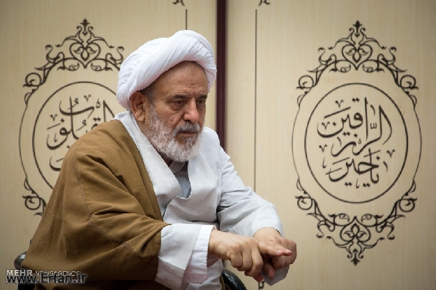 استاد انصاریان در گفتگو با خبرگزاری مهر: جزای روزه دار لقای حق است/ هیچ گاه برای توبه کردن دیر نیست   