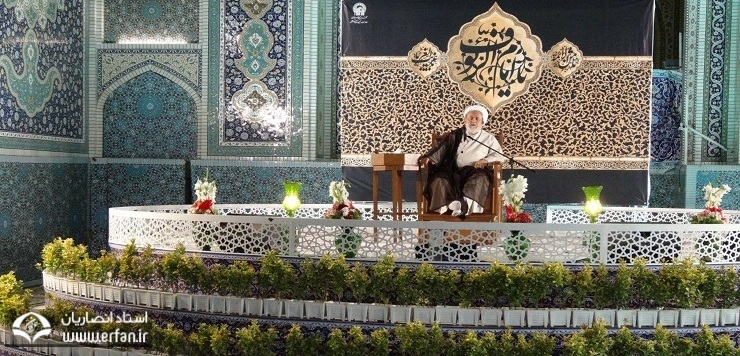 استاد انصاریان: با سجده بر خاک امام حسین(ع) عیب‌های معنوی نماز گرفته می‌شود/ نسبت به دردمندان محبت داشته باشید