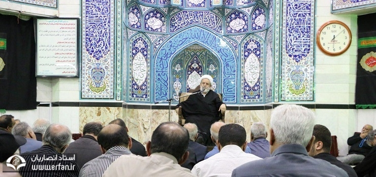 استاد انصاریان: نماز دروازۀ ورود به میلیون‌ها حقیقت/ هرگز زیربار سخن کسانی چون ترامپ و اسرائیل نمی رویم