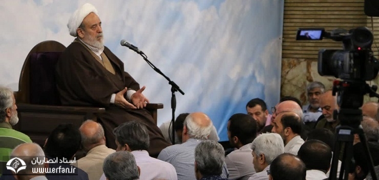 استاد انصاریان:  رحمت پروردگار در سایه‌سار پنج خصلت/ از پروردگار طلب مغفرت کنید که بسیار آمرزنده و مهربان است