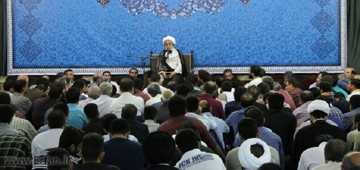 استاد انصاریان: قناعت در خواسته ها را پیش بگیرید که حرص انسان را وارد جهنم می کند